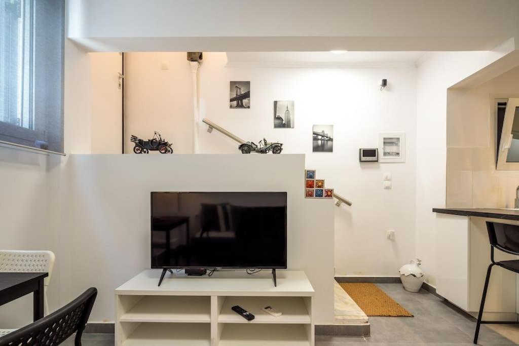 Hilton Area Brand New Comfortable Apartment Athen Eksteriør billede