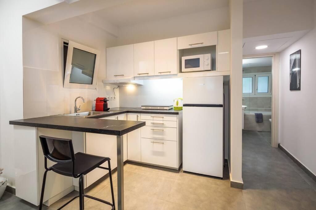 Hilton Area Brand New Comfortable Apartment Athen Eksteriør billede